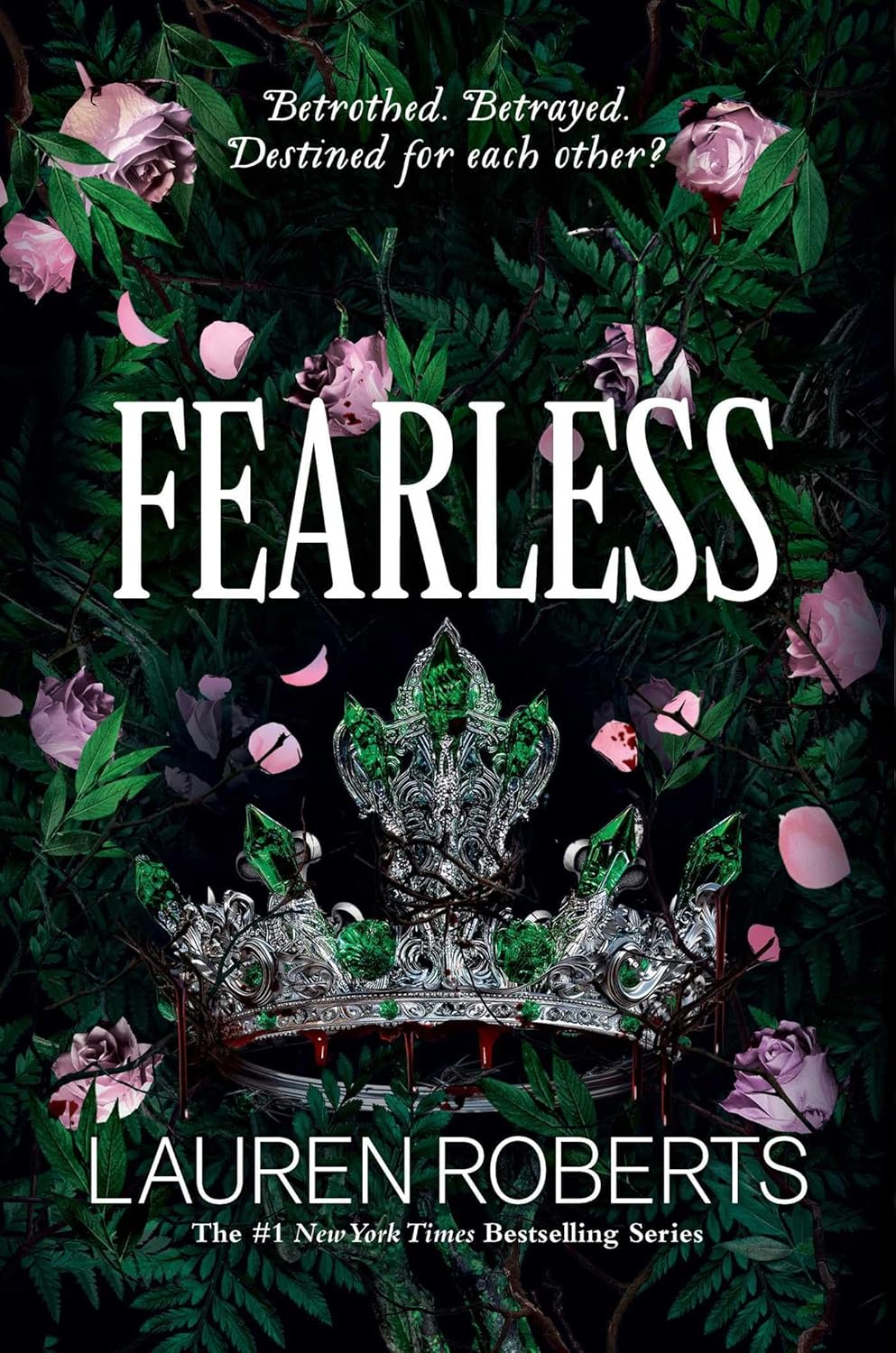 Fearless by Lauren Roberts book cover – Dark Fantasy, Enemies To Lovers, Fantasy Romace, High Spice, Paranormal, Witch/Magic romance novel